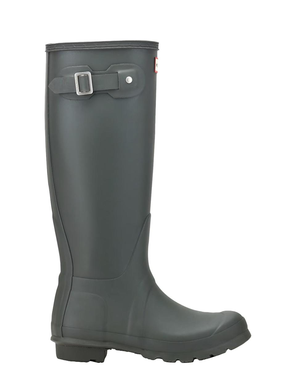 The Fashion Girl Way to Master Feature Style