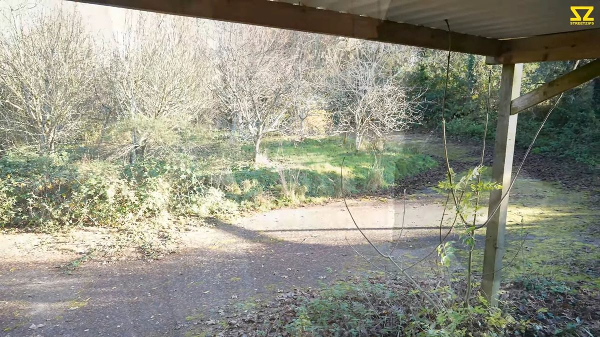 A former holiday home in Cornwall can be converted into a two-bedroom house