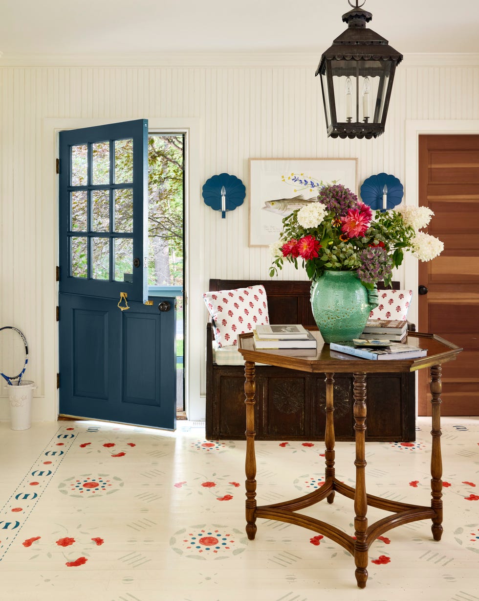 entryway with traditional floor paintings by lilse mckenna