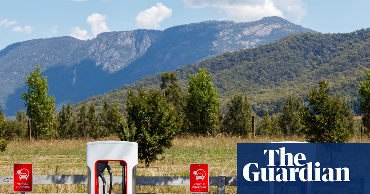 Fuel-free travel, rail travel and accommodation: how the fuel crisis is reshaping Australia's Easter holiday