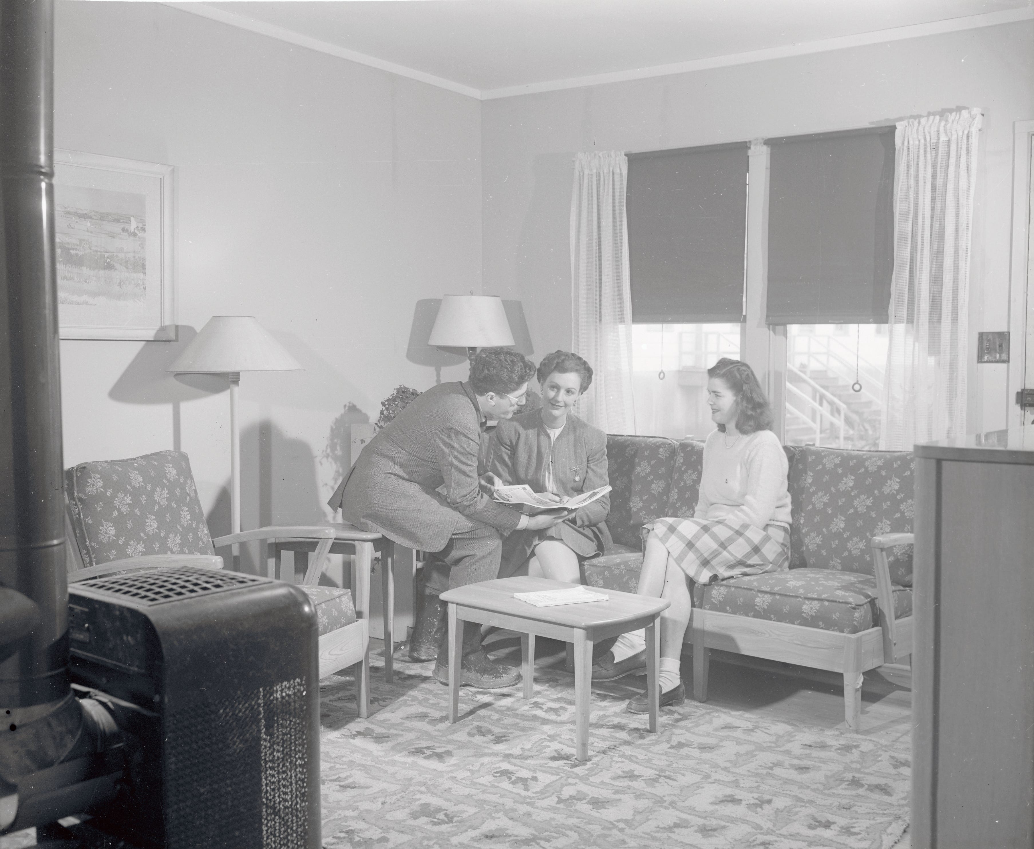 ofisiri ea matlo le basali ka kamoreng ea ho phomola