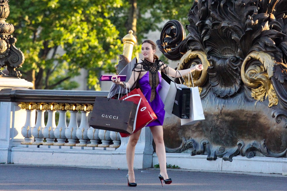 paris july 07 actor leighton meester seen at gossip girl in paris on july 7, 2010 in paris, france photo by marc piaseckigc pictures