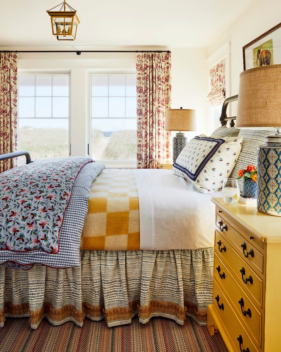 bedroom with yellow tones